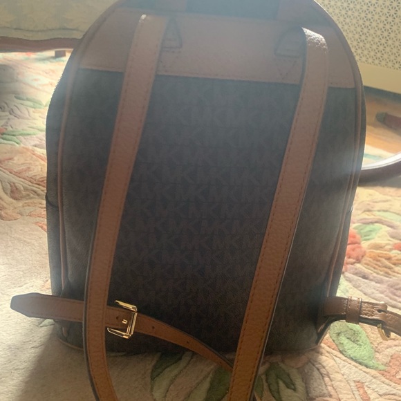 COPY - Michael Kors Stud Backpack * New * - Picture 5 of 6